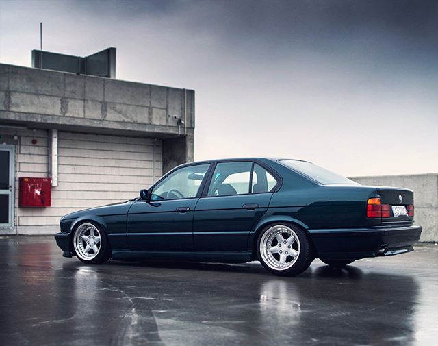 E34