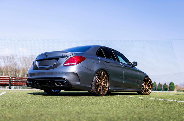 W205