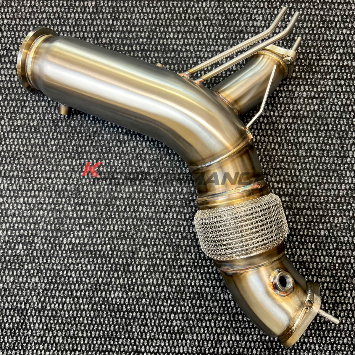 Downpipe for BMW G11/G12 B57