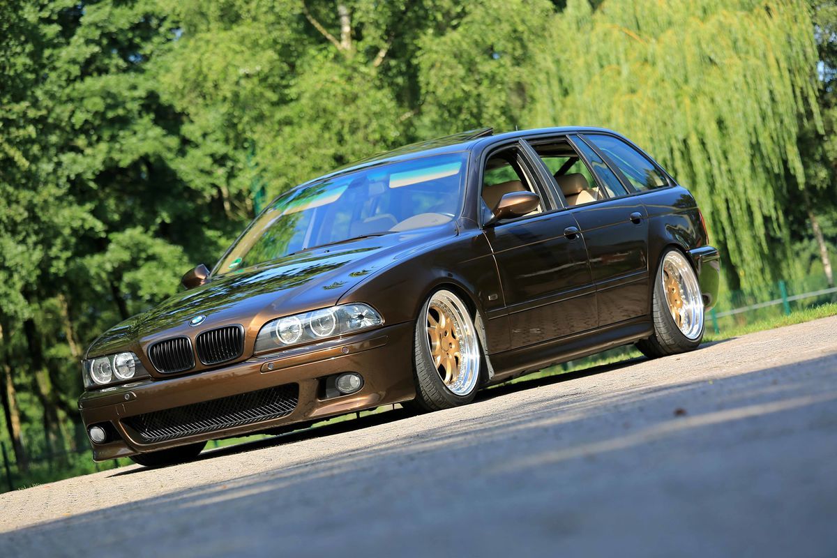 M Sport / M5 Front Bumper For BMW E39 96-03 with PDC/ washer holes