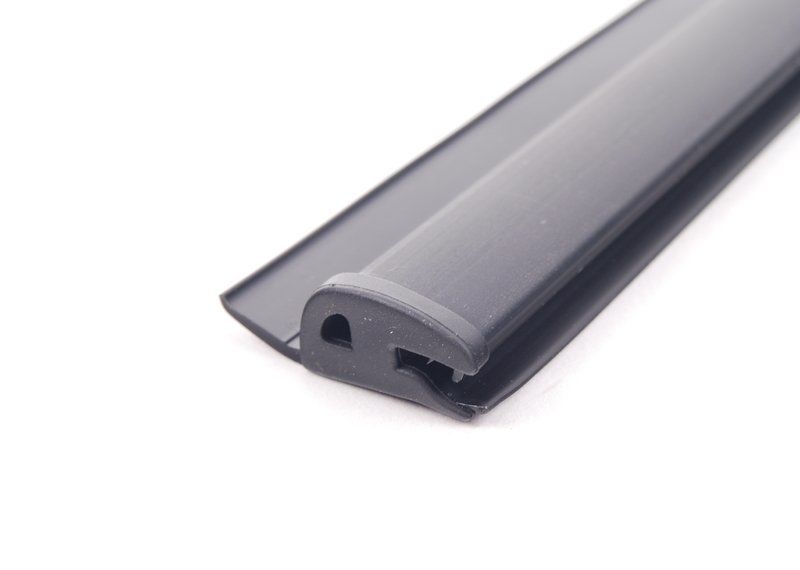 BMW NEW GENUINE 5 SERIES E34 REAR LOWER DOOR WEATHER STRIP 1 PCS